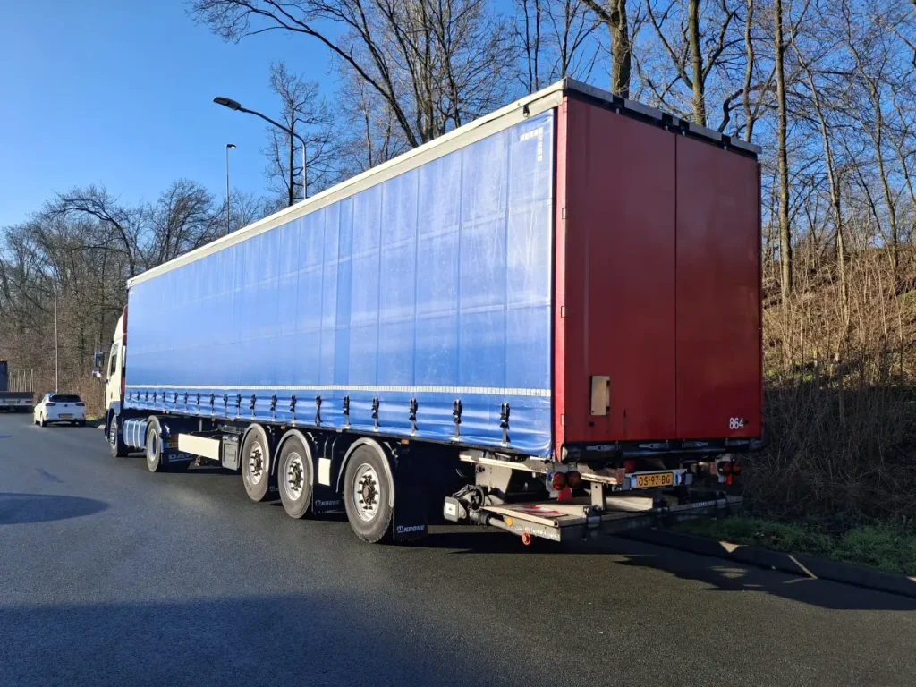 Schuifzeil Trailer met laadklep